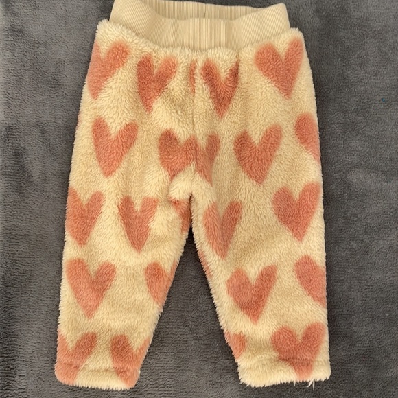 Hanna Anderson fleece pants and sweatshirt - Picture 3 of 5